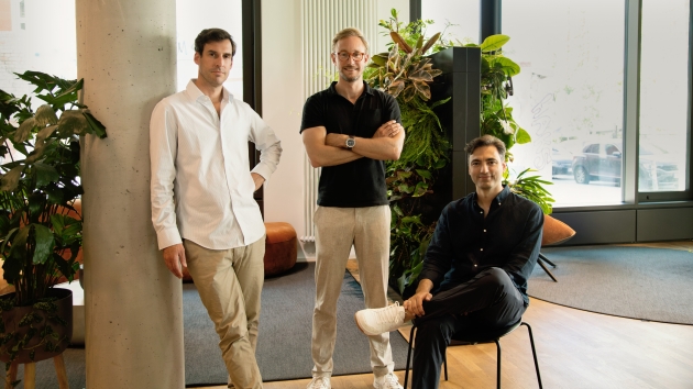 Zenjob: Wie flexible Arbeit zur Win-Win-Lösung für Studierende und Unternehmen wird - Gründer von Zenjob (v.l.): Fritz Trott, Frederik Fahning und Cihan Aksakal - Quelle: Geraldine Hutt